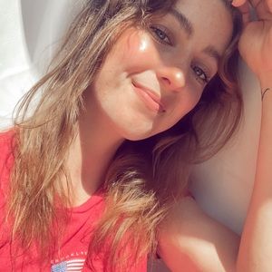 Meet your Posher, Amelia